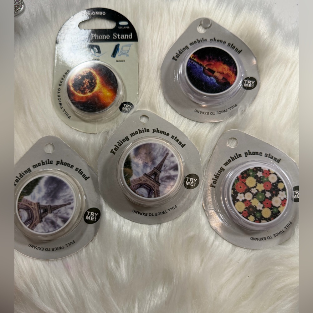 🩷5/$10 Folding Mobile Phone Stand - Eiffel Tower Design